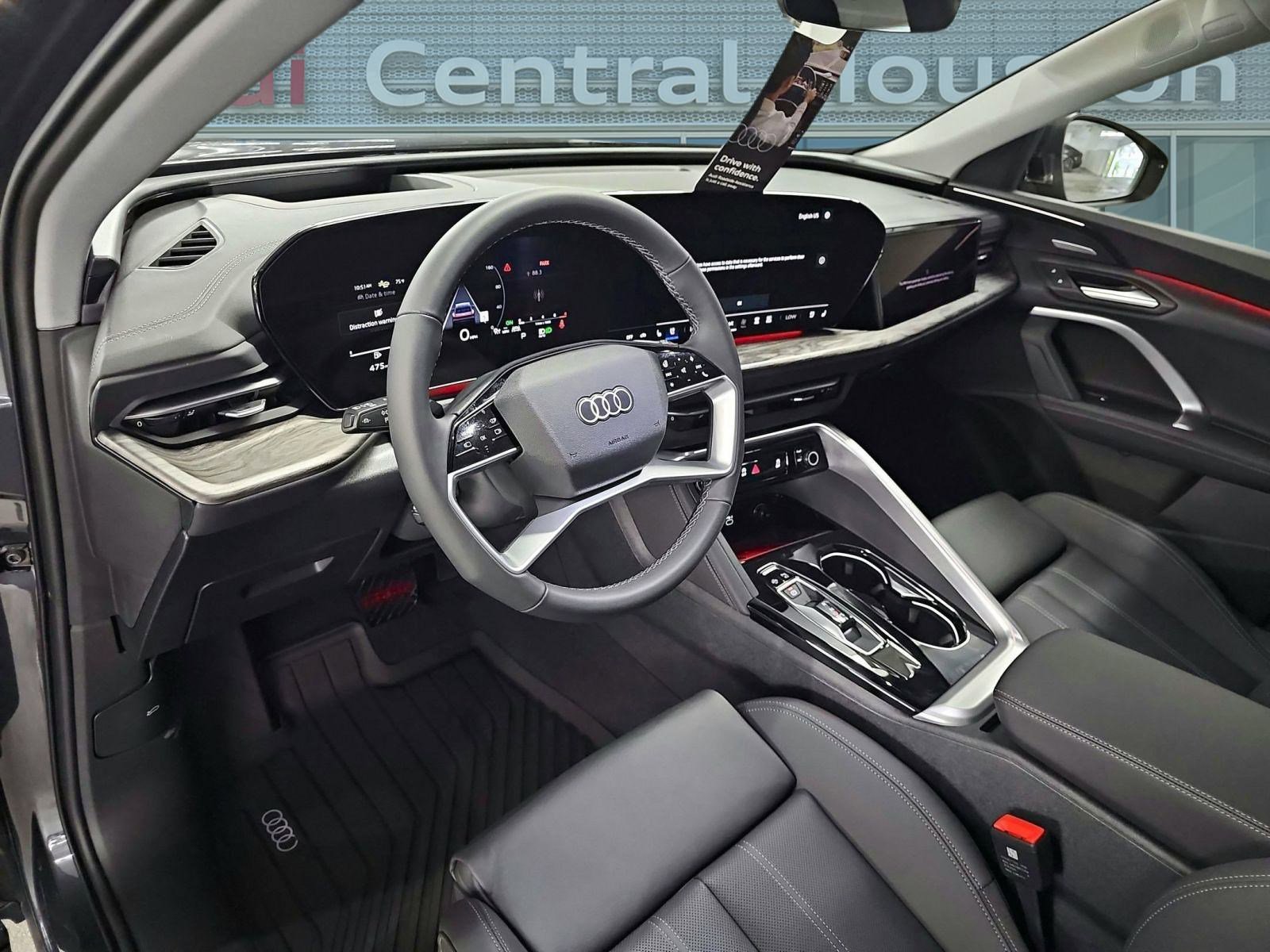 2025 Audi Q5 2.0T Prestige photo 3