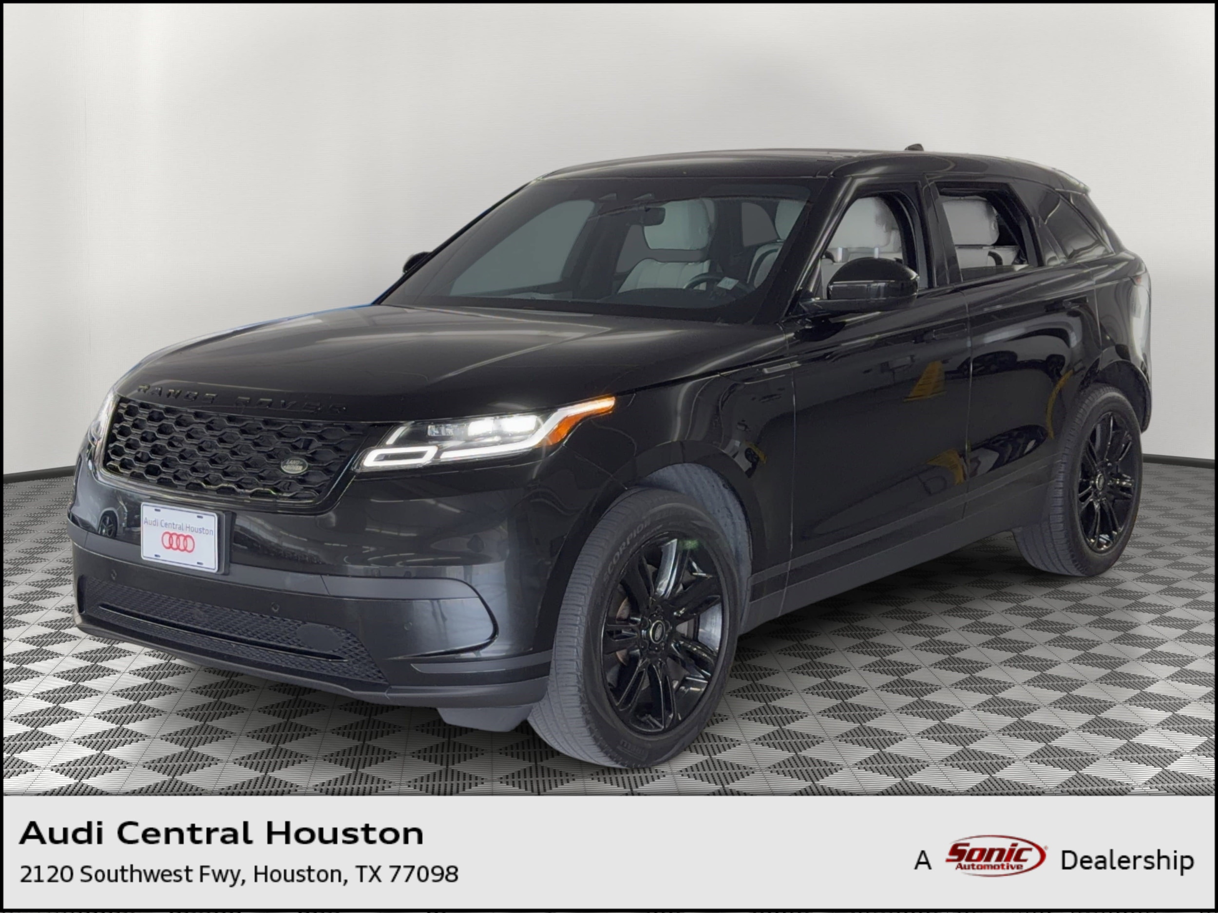 2022 Land Rover Range Rover Velar S Si4's photo