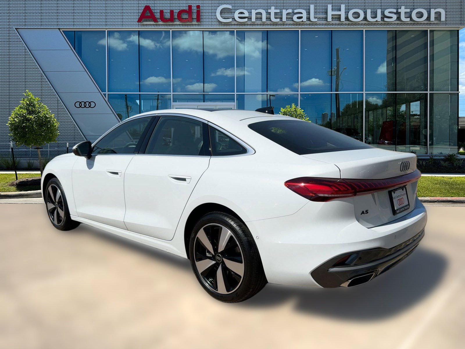 2025 Audi A5 2.0T Premium Plus photo 3