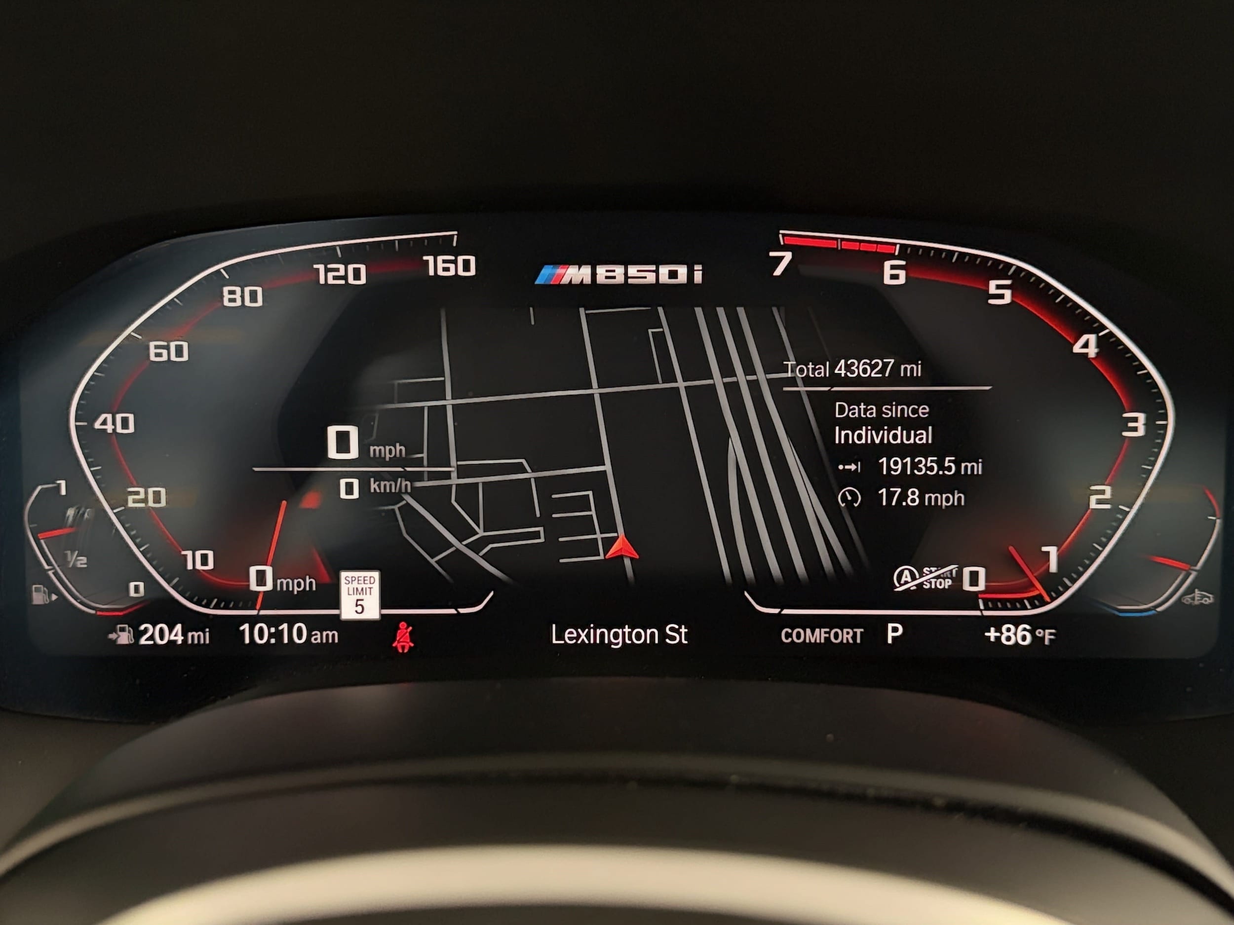 2023 BMW 8 Series M850i - Photo 23