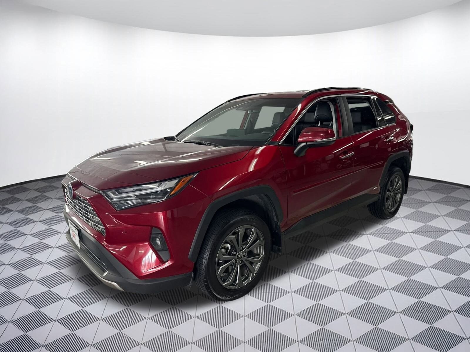 2024 Toyota RAV4 Hybrid Limited photo 2