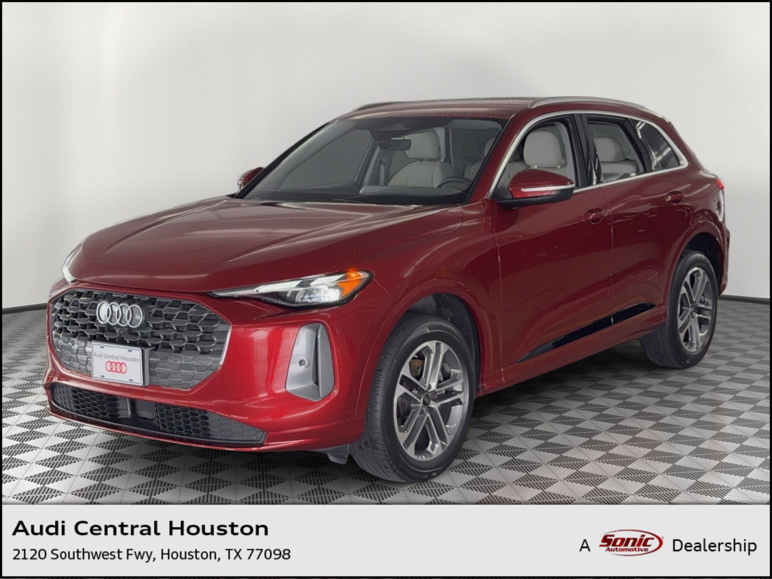 2025 Audi Q5 Premium quattro's photo