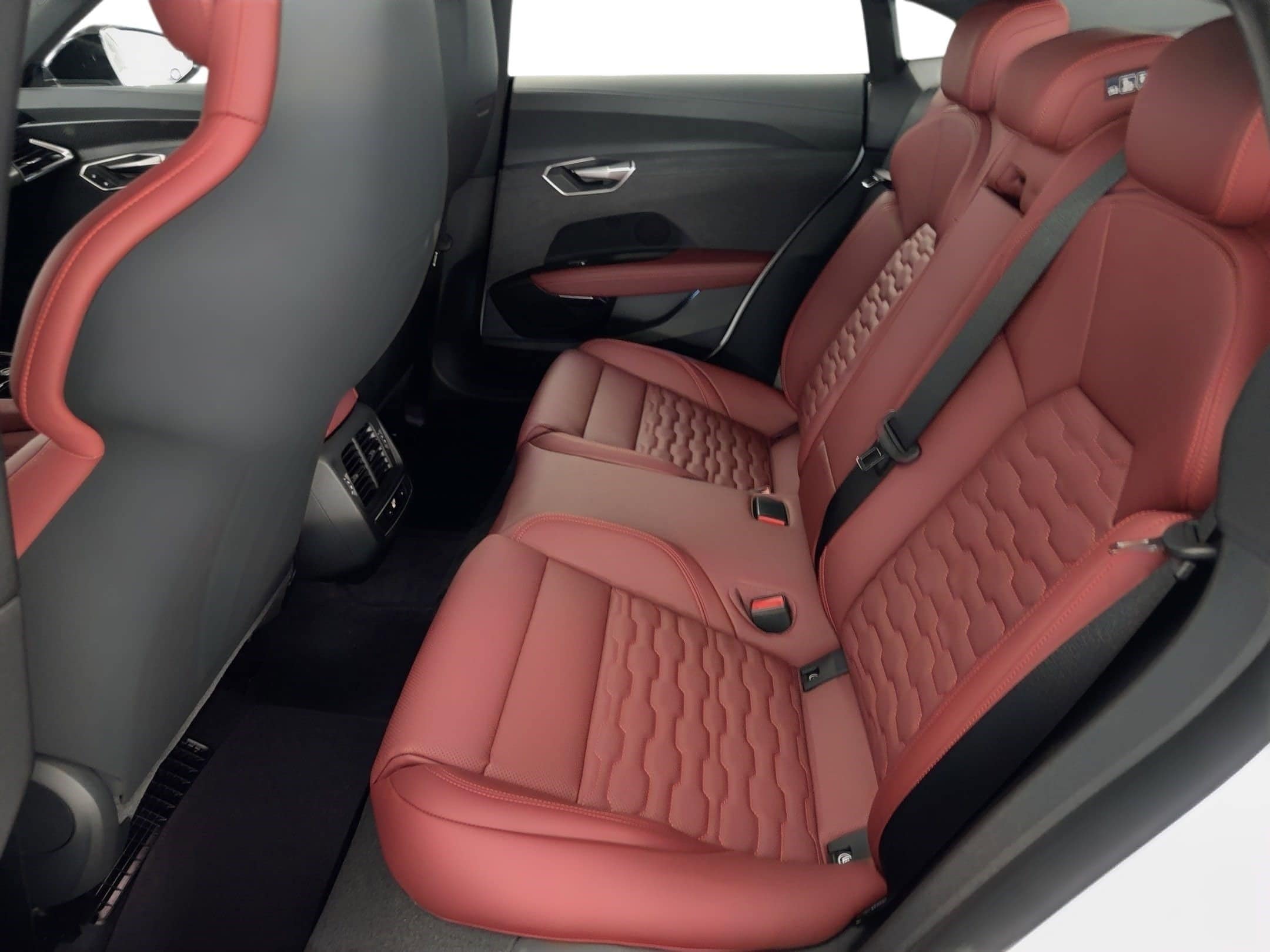 2026 Audi S e-tron GT Premium Plus - Photo 15