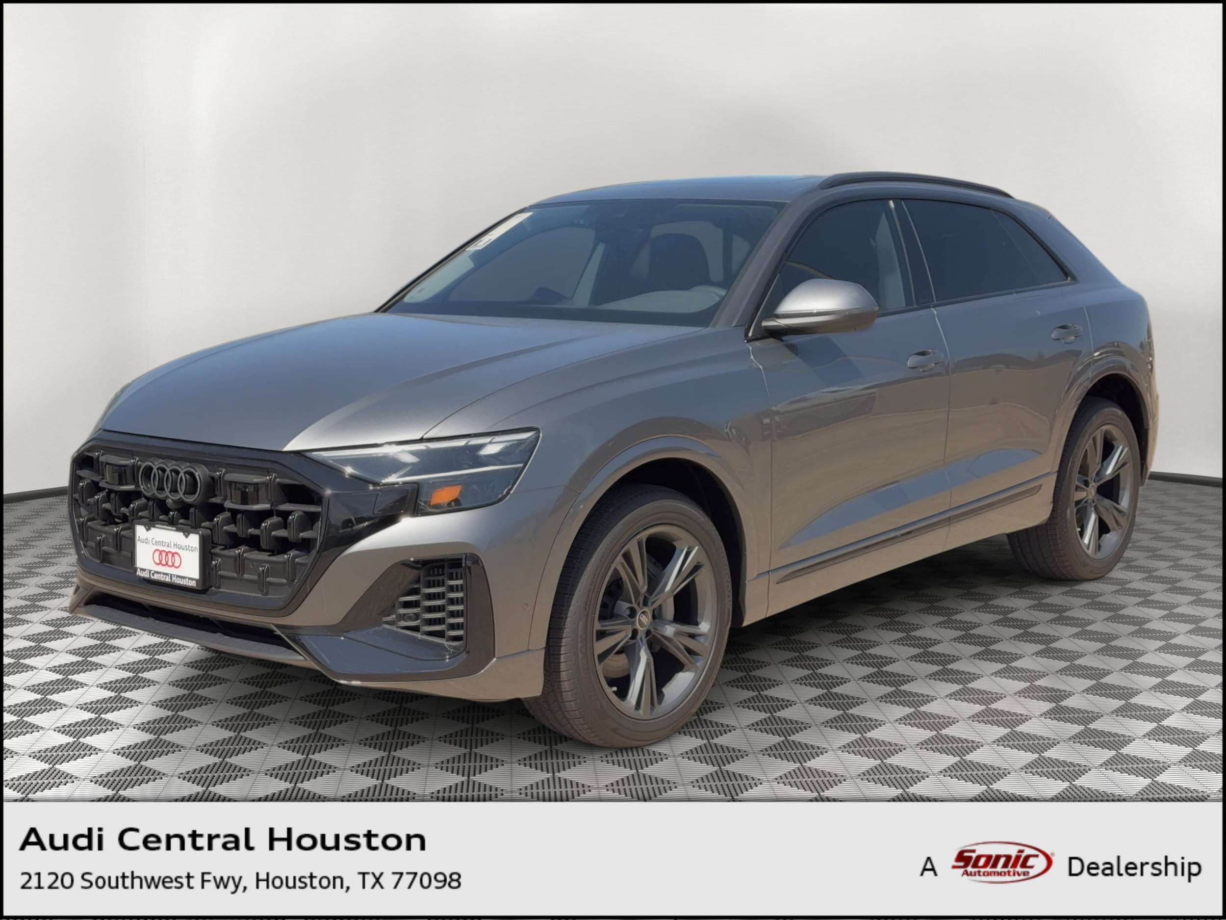 2026 Audi Q8