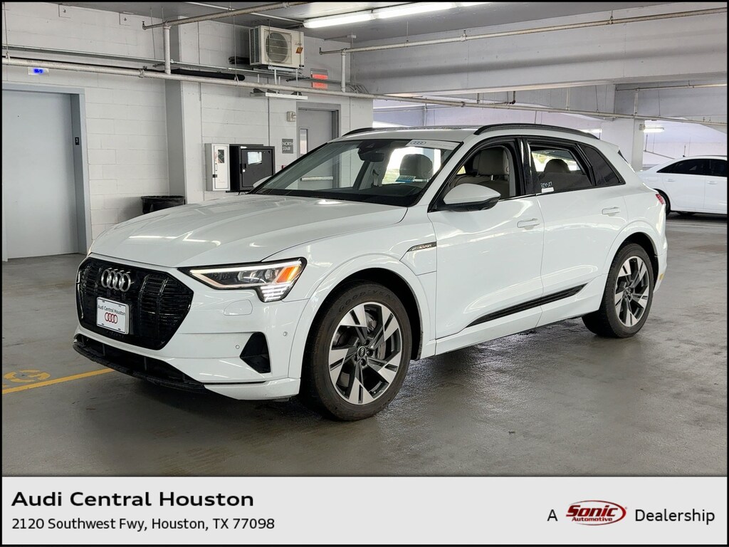 Used 2022 Audi e-tron Premium SUV