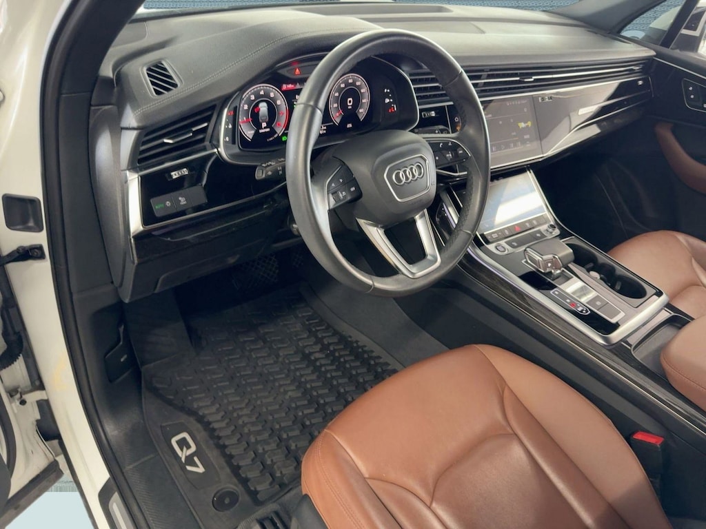 Used 2023 Audi Q7 Premium SUV