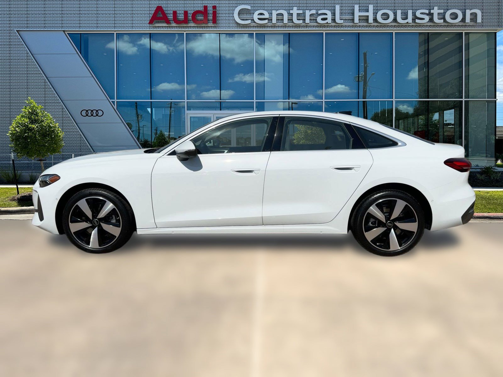 2025 Audi A5 2.0T Premium Plus photo 2