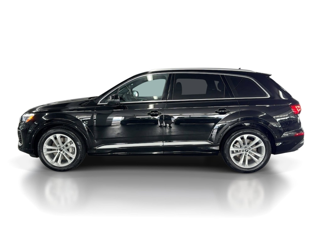 New 2026 Audi Q7 55 Premium Plus SUV