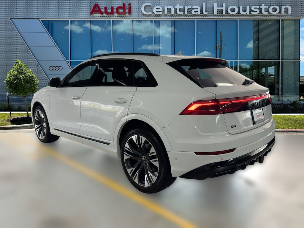 New 2026 Audi Q8 Premium Plus SUV