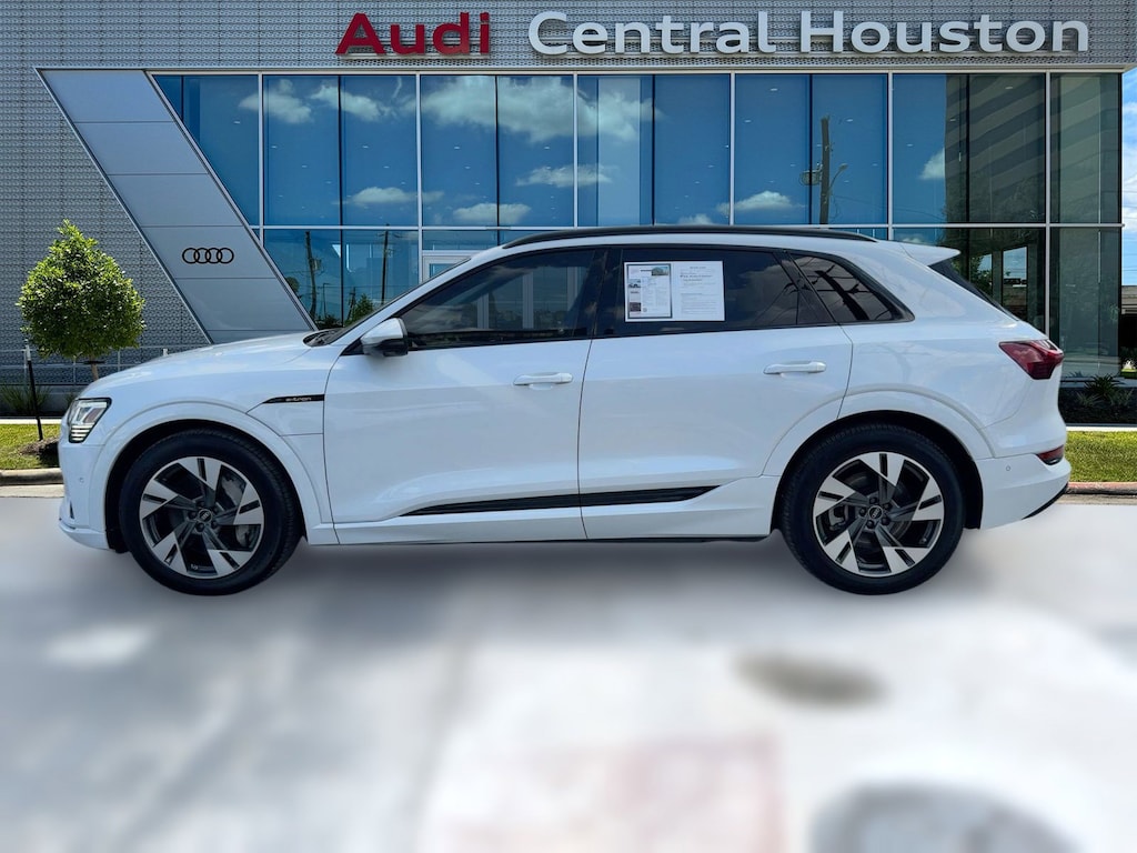 Certified 2022 Audi e-tron Premium SUV