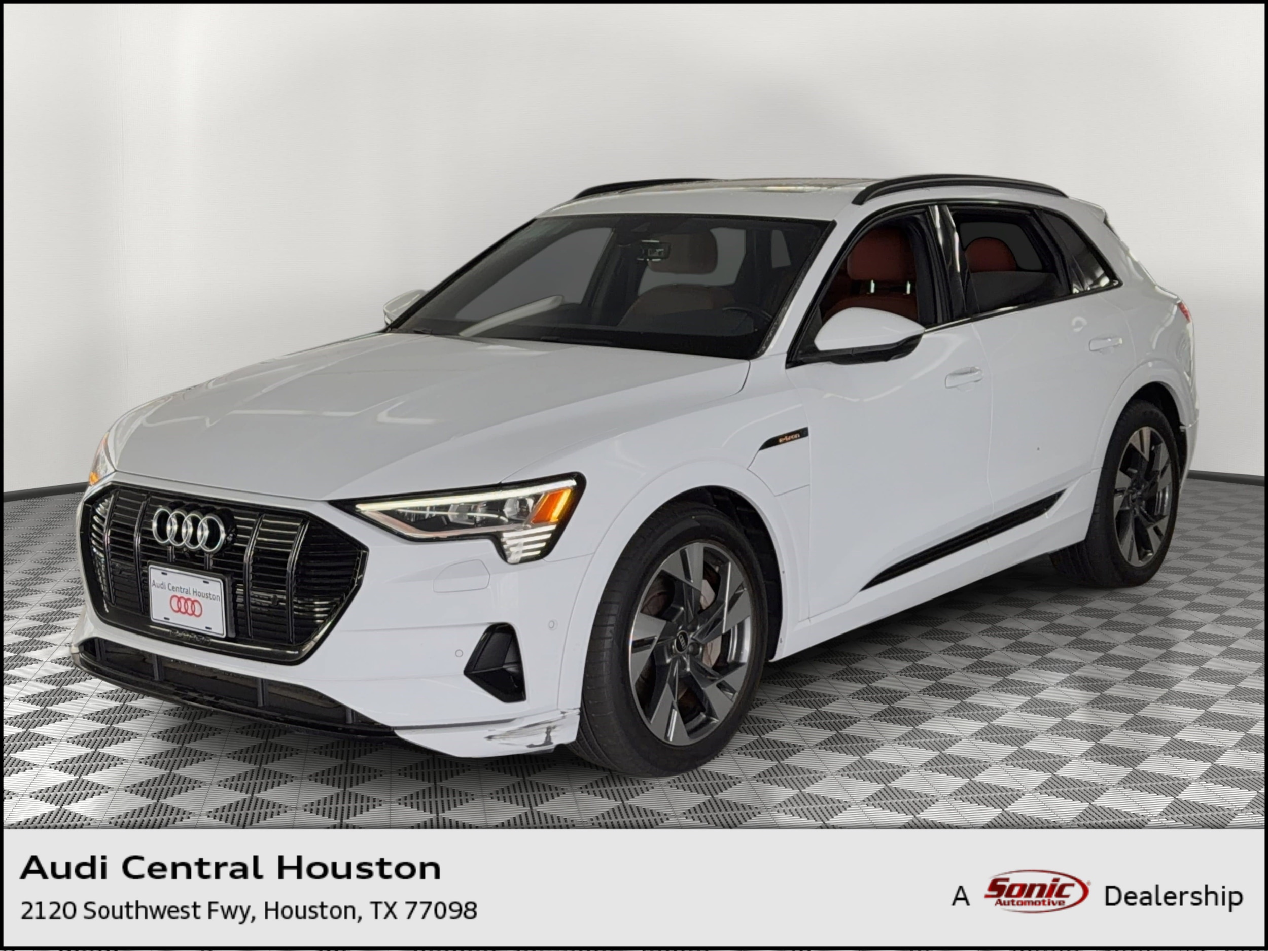 2021 Audi e-tron Premium