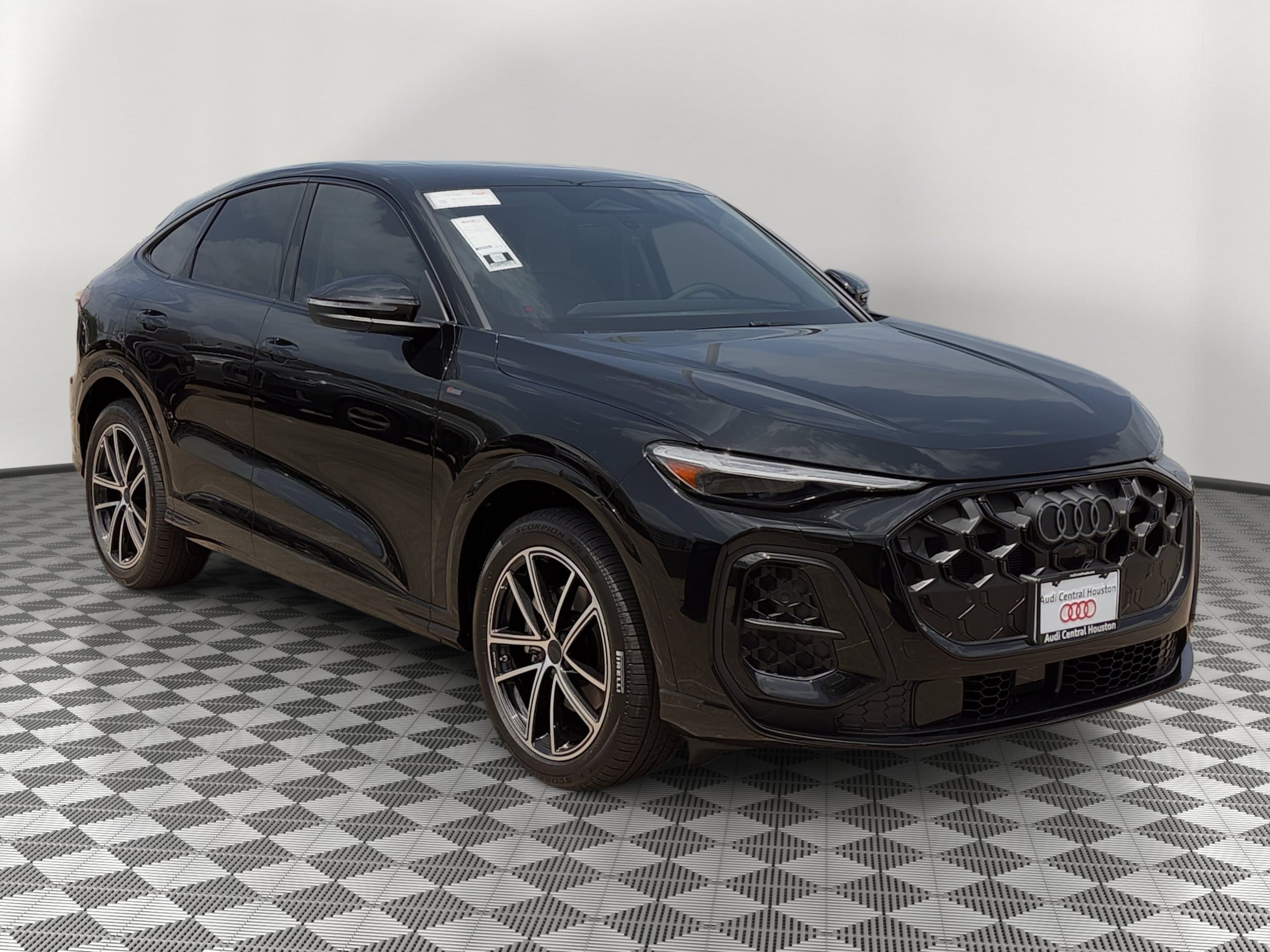 Q5 Sportback Prestige SUV