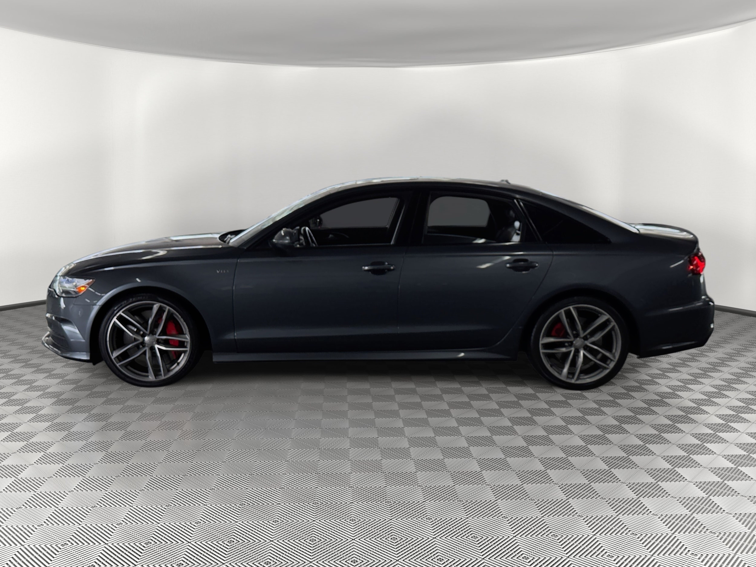 S6 Premium Plus Sedan