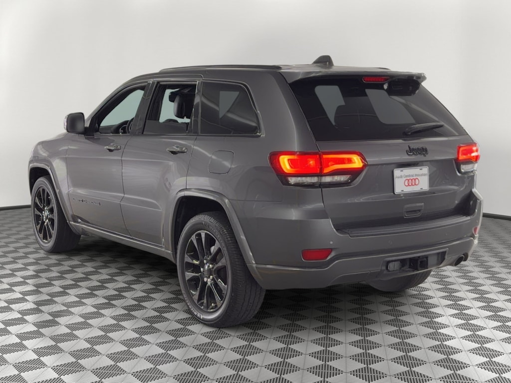 Used 2019 Jeep Grand Cherokee Altitude SUV