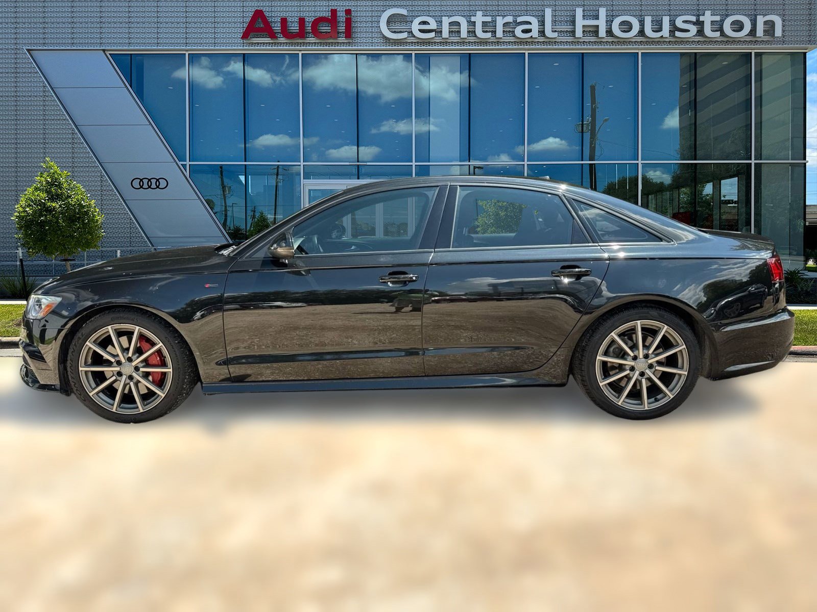2018 Audi A6 Sport photo 2