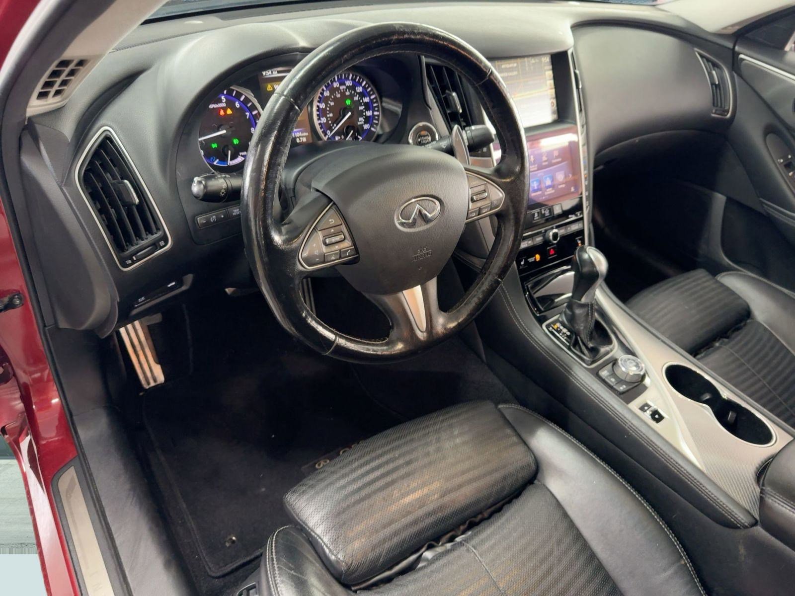 2014 Infiniti Q50 Hybrid Sport photo 4