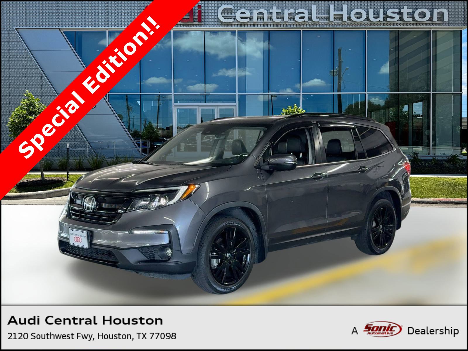 2022 Honda Pilot SE's photo