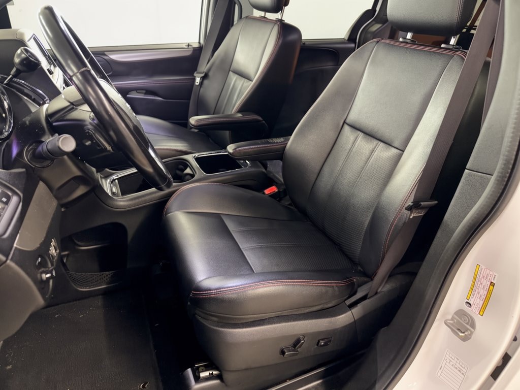 2020 Dodge Grand Caravan GT Van Passenger Van