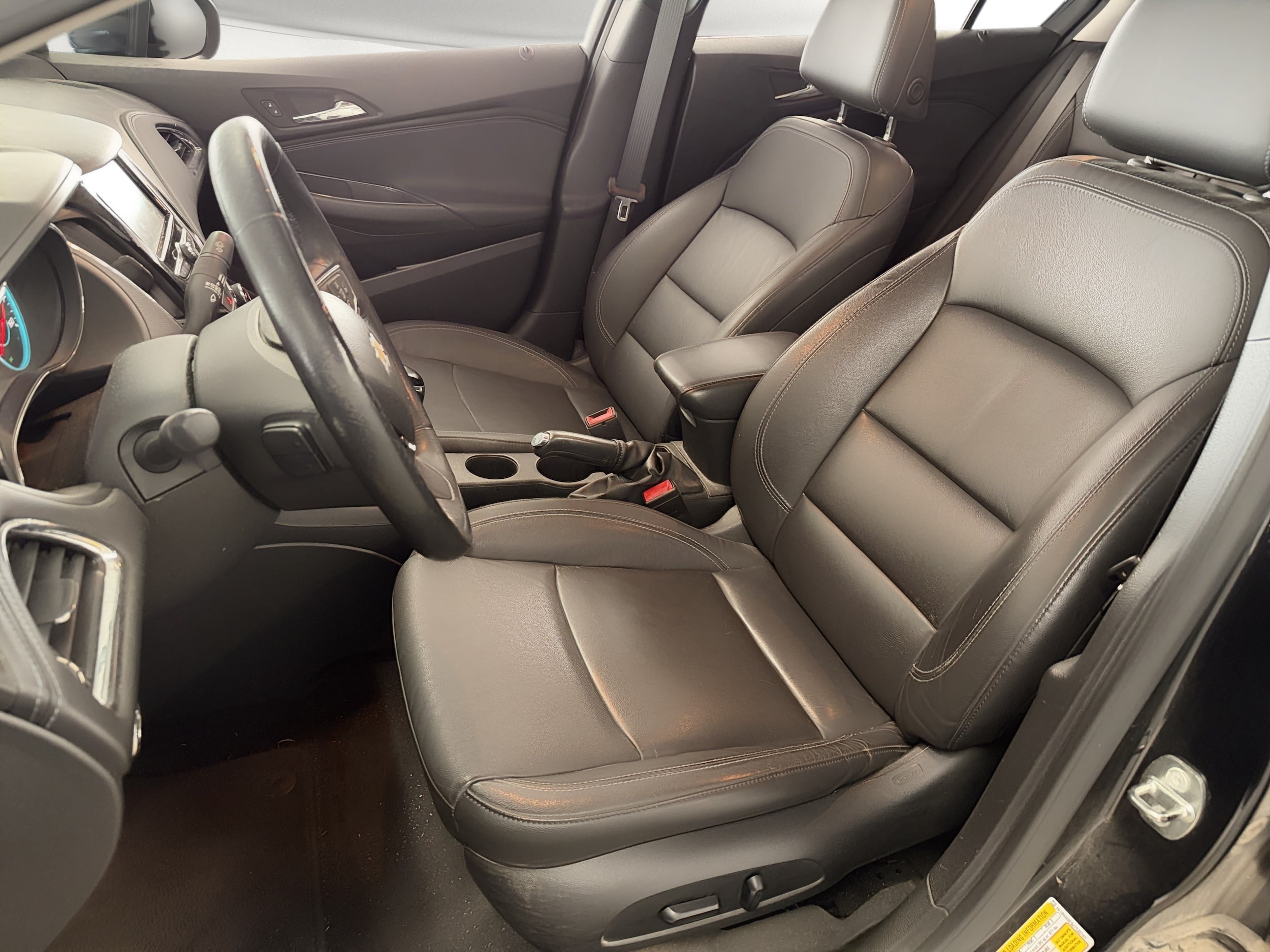 Cruze LT Sedan