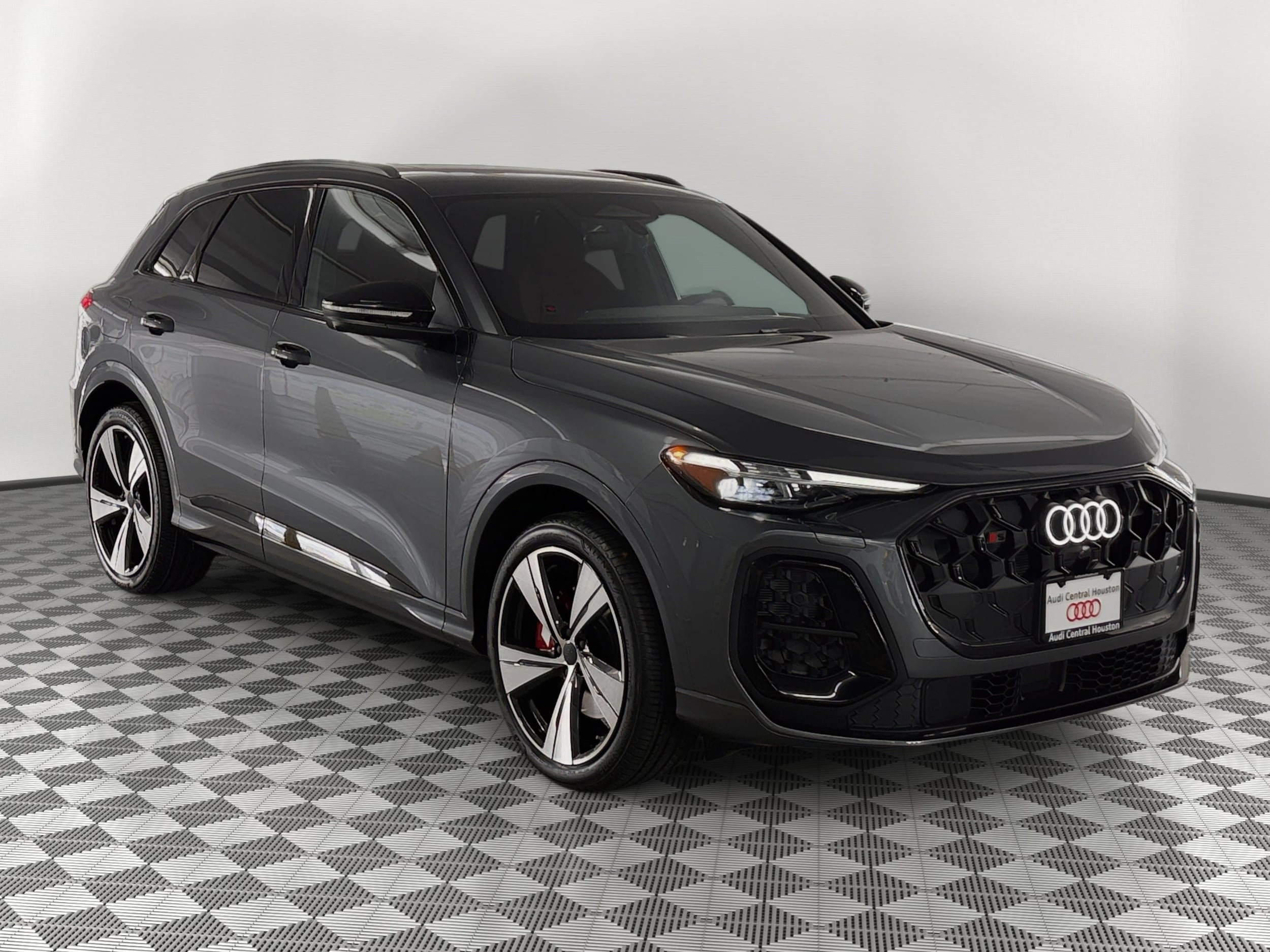 SQ5 Prestige SUV