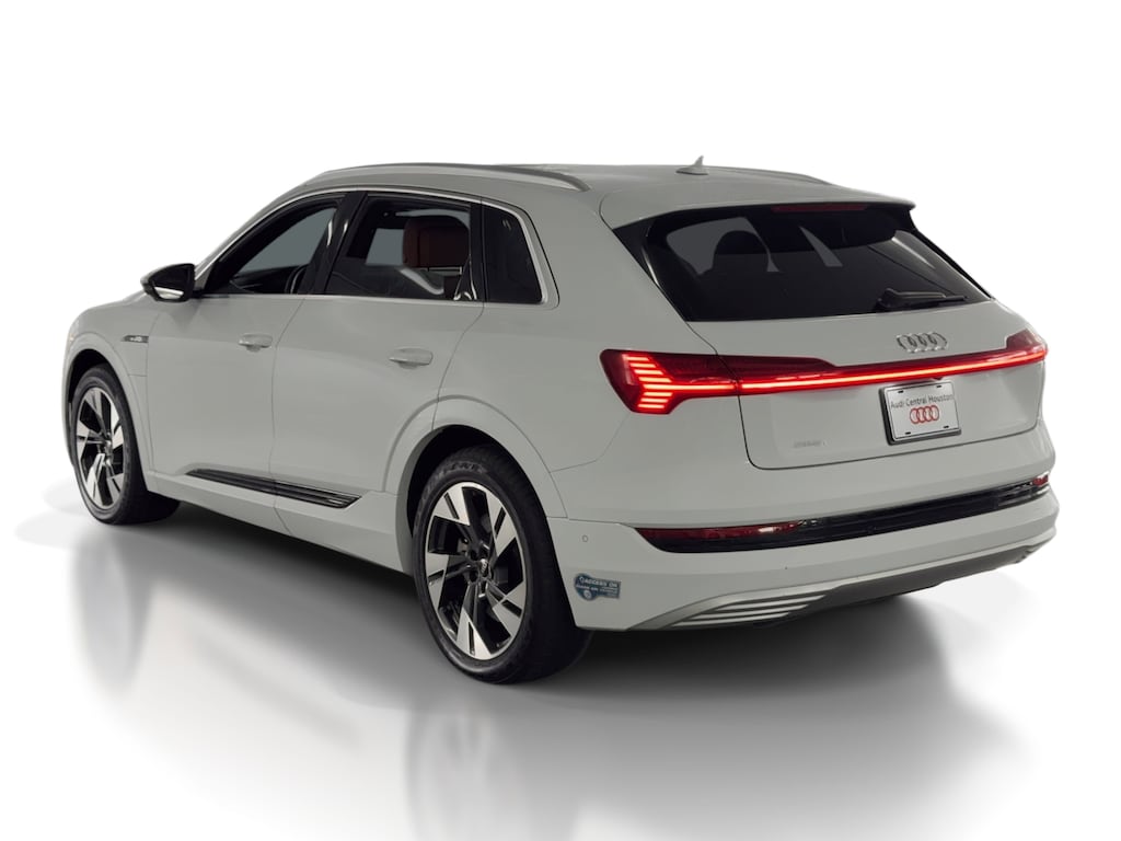 Used 2021 Audi e-tron Premium Plus SUV