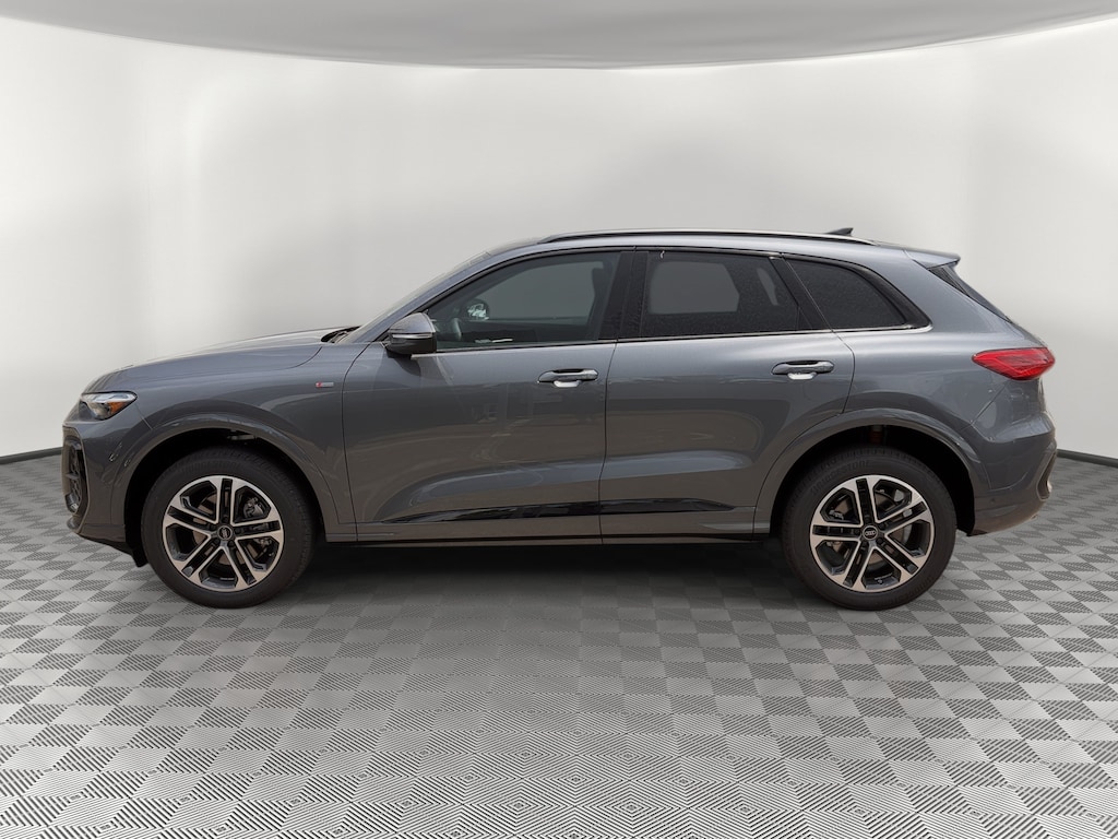New 2026 Audi Q5 Premium SUV