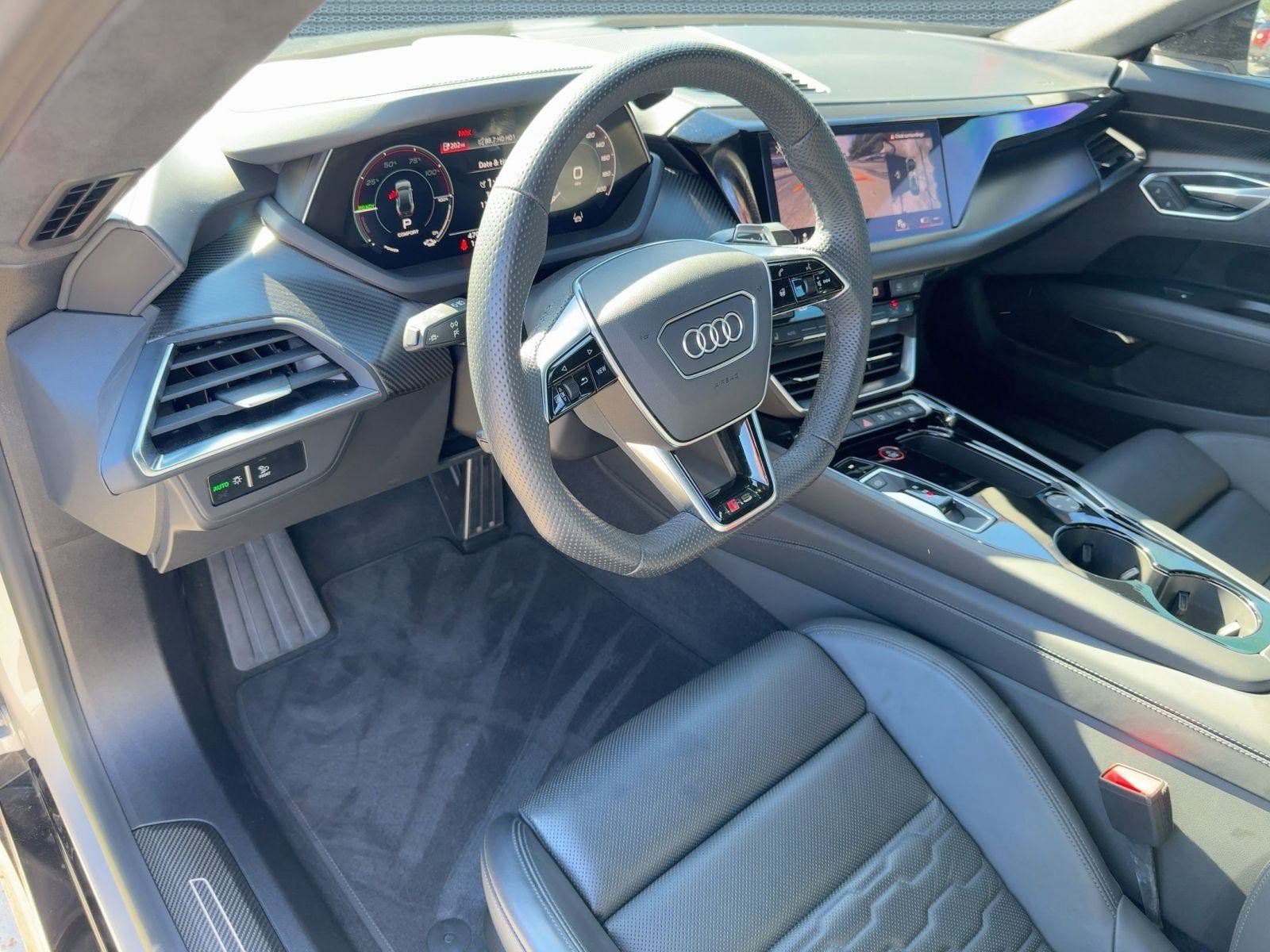 2023 Audi RS e-tron GT Base photo 4