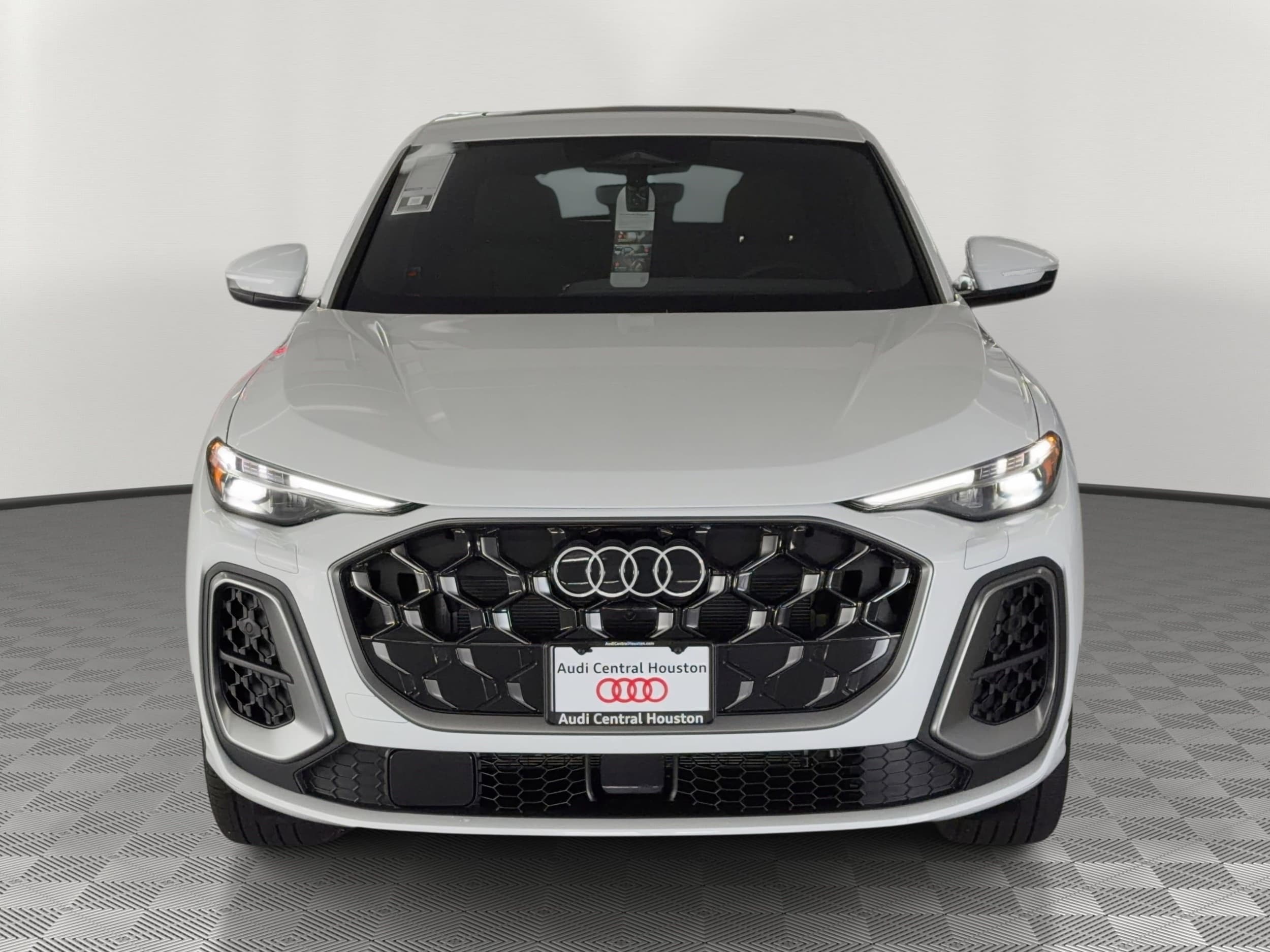 Q5 Sportback Premium Plus SUV