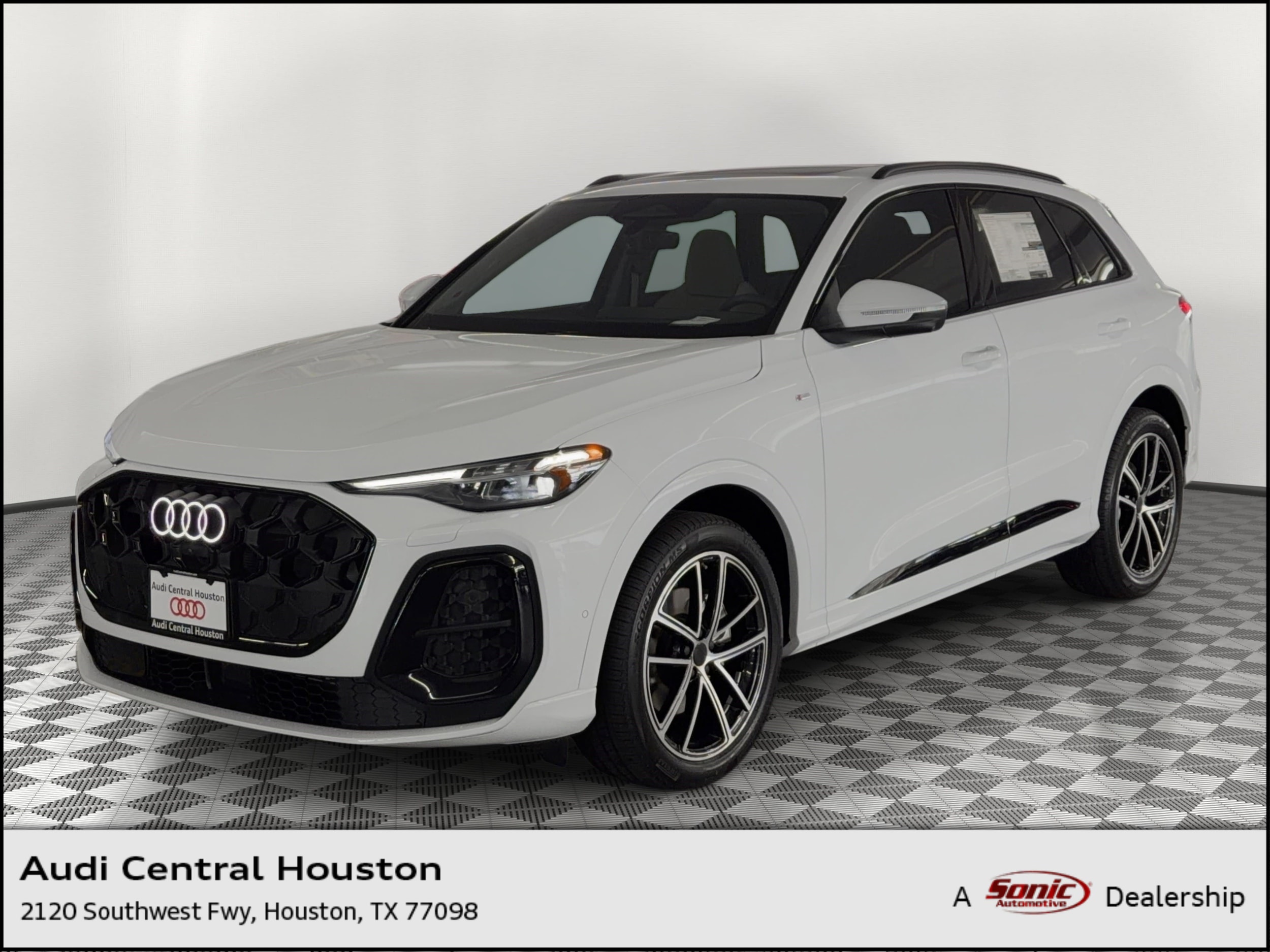 2026 Audi Q5 Prestige quattro's photo