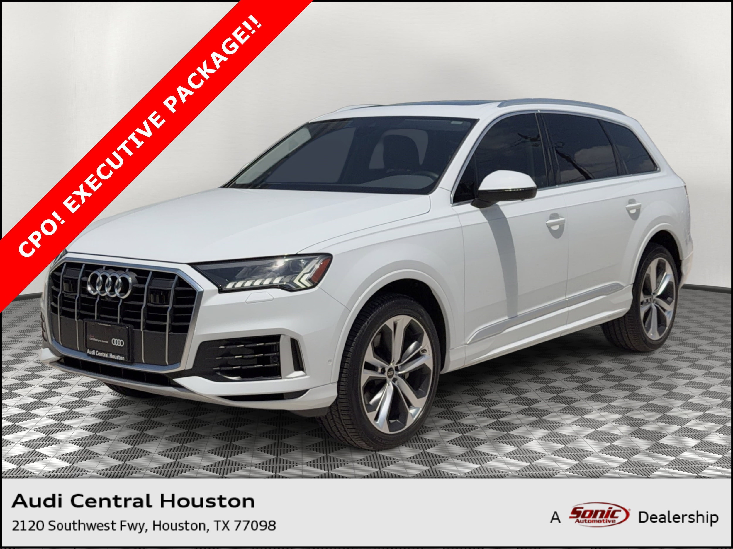 2023 Audi Q7 55 Premium Plus quattro Tiptronic's photo