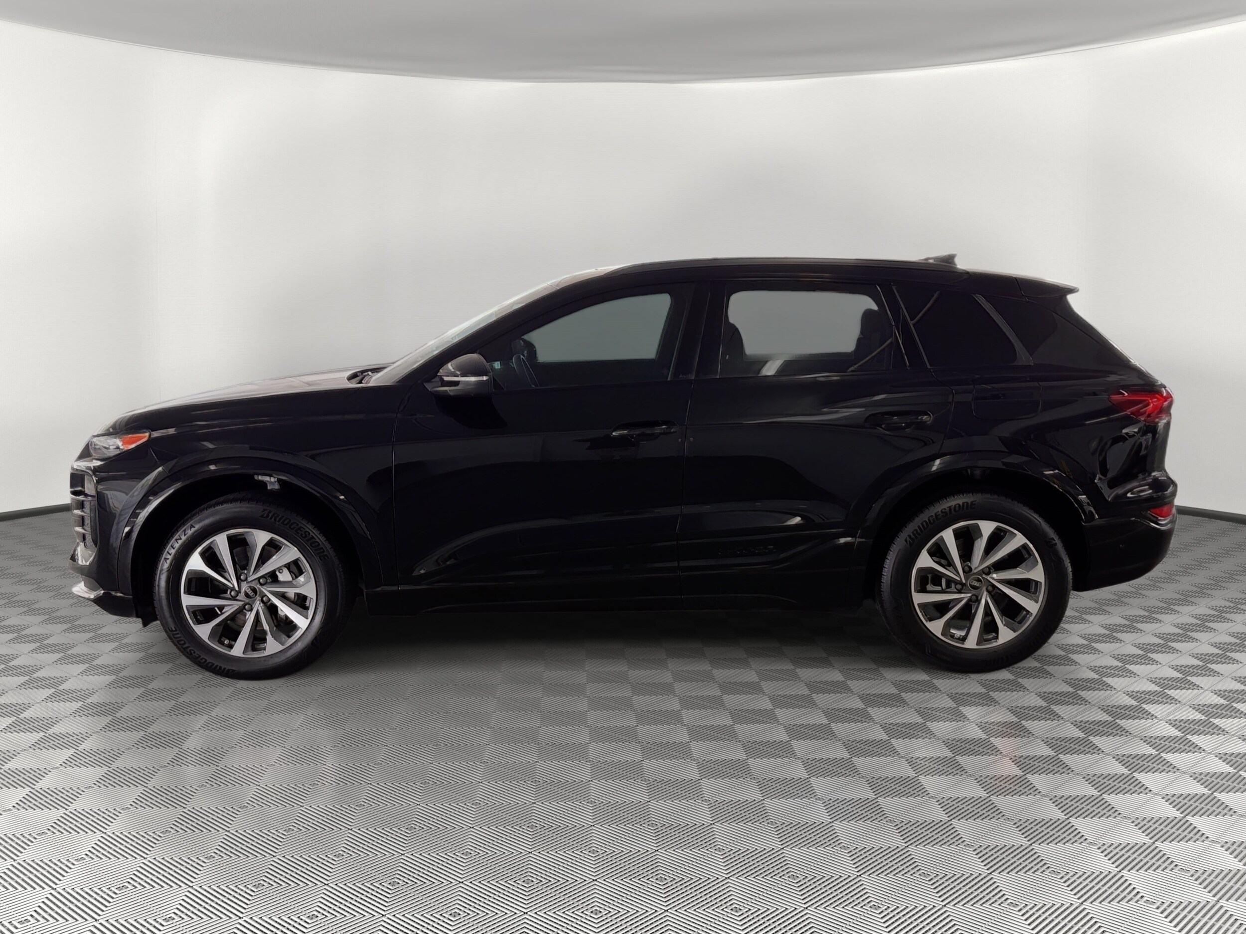 Q6 E-tron Premium SUV