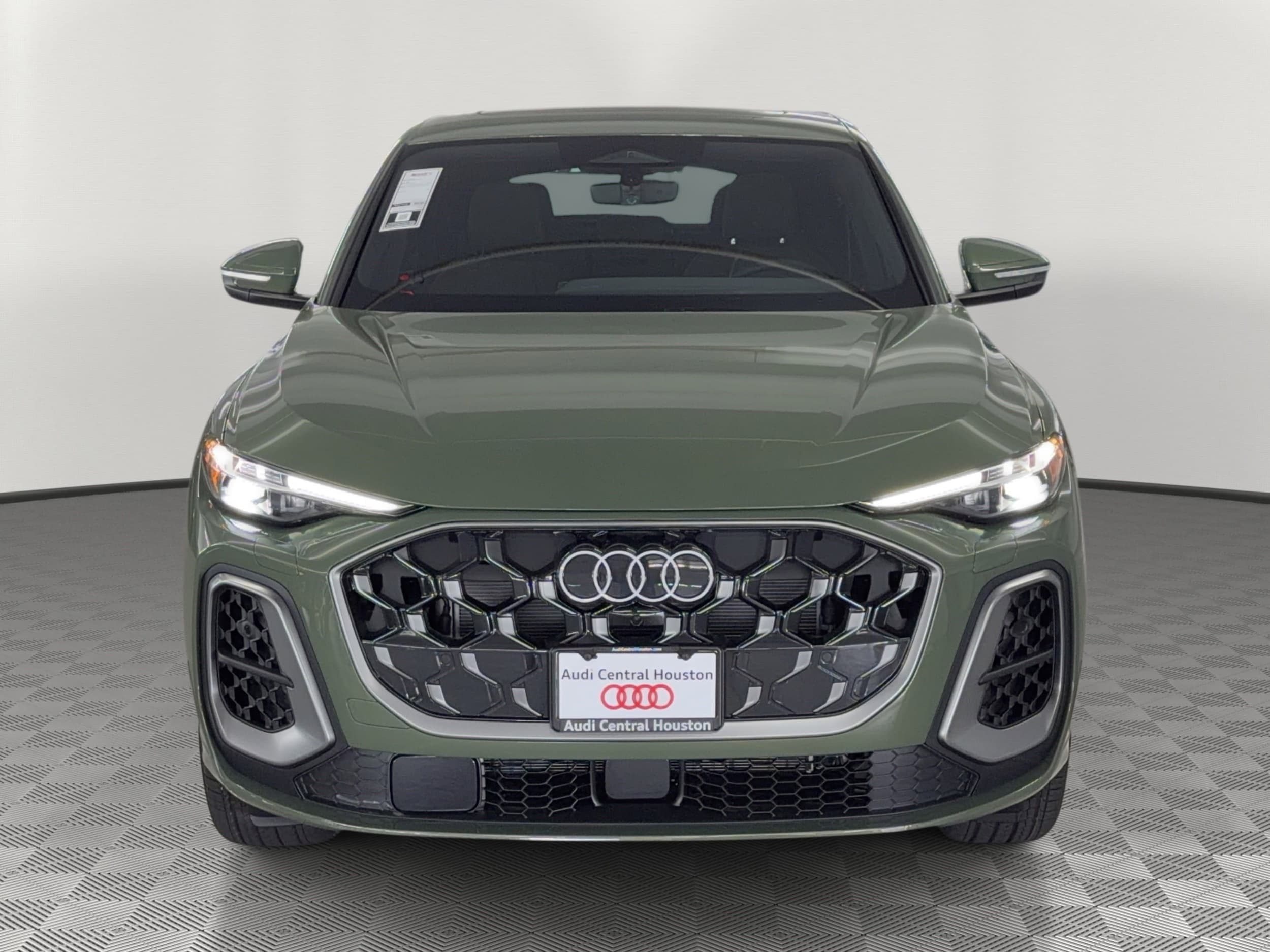 Q5 Sportback Premium Plus SUV