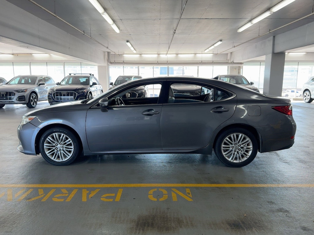 Used 2013 Lexus ES 350 4dr Sdn Sedan