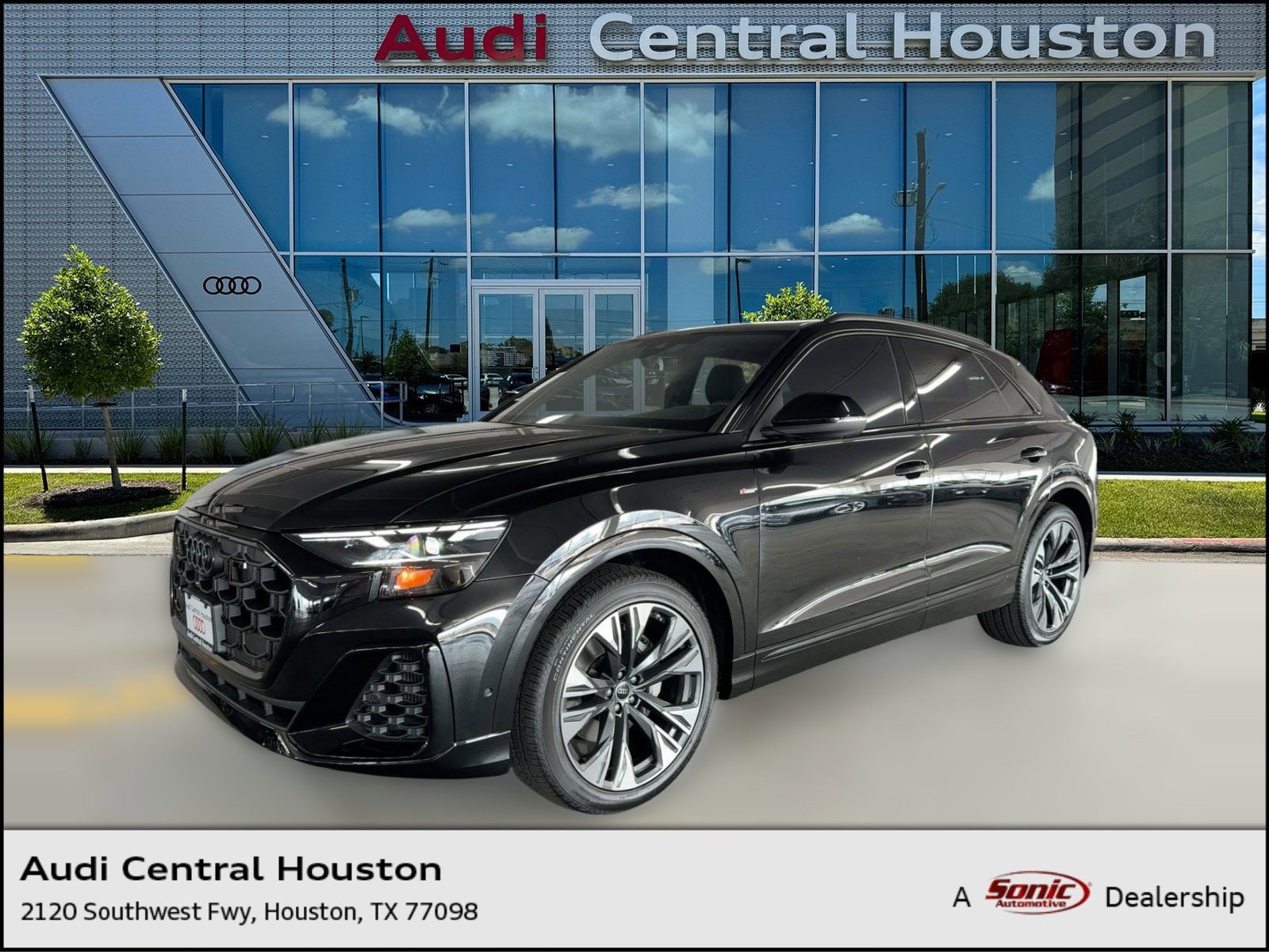 2026 Audi Q8 Premium Plus's photo