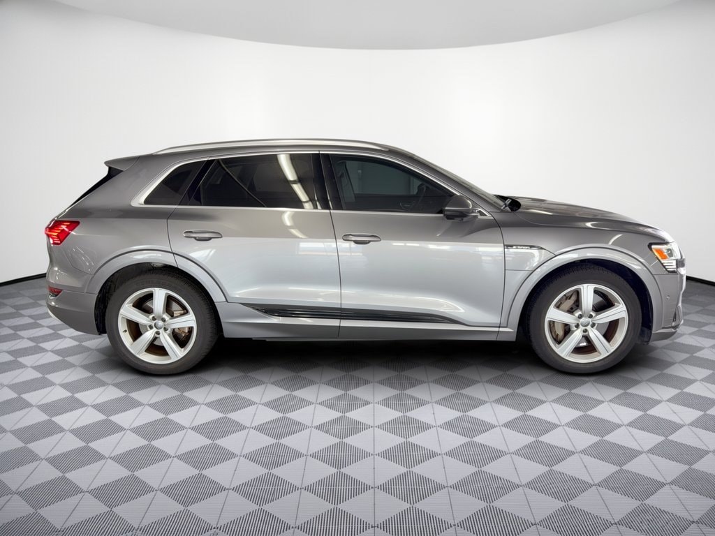 2019 Audi E-tron Prestige SUV