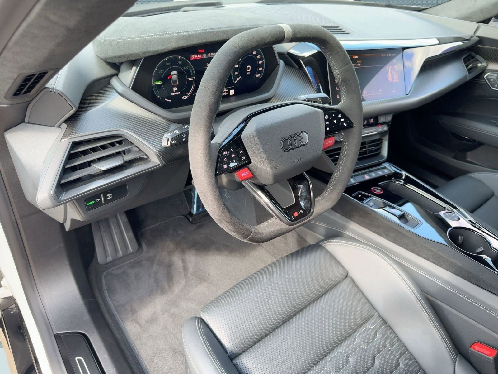 2025 Audi RS e-tron GT photo 4