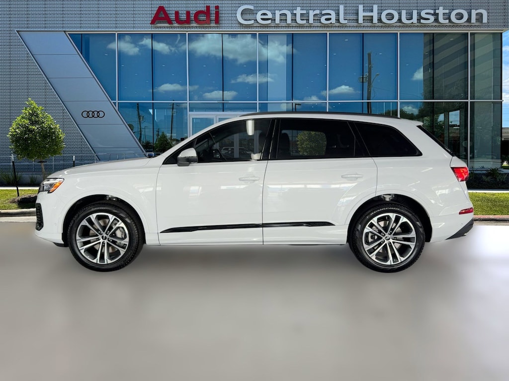 New 2026 Audi Q7 Premium SUV