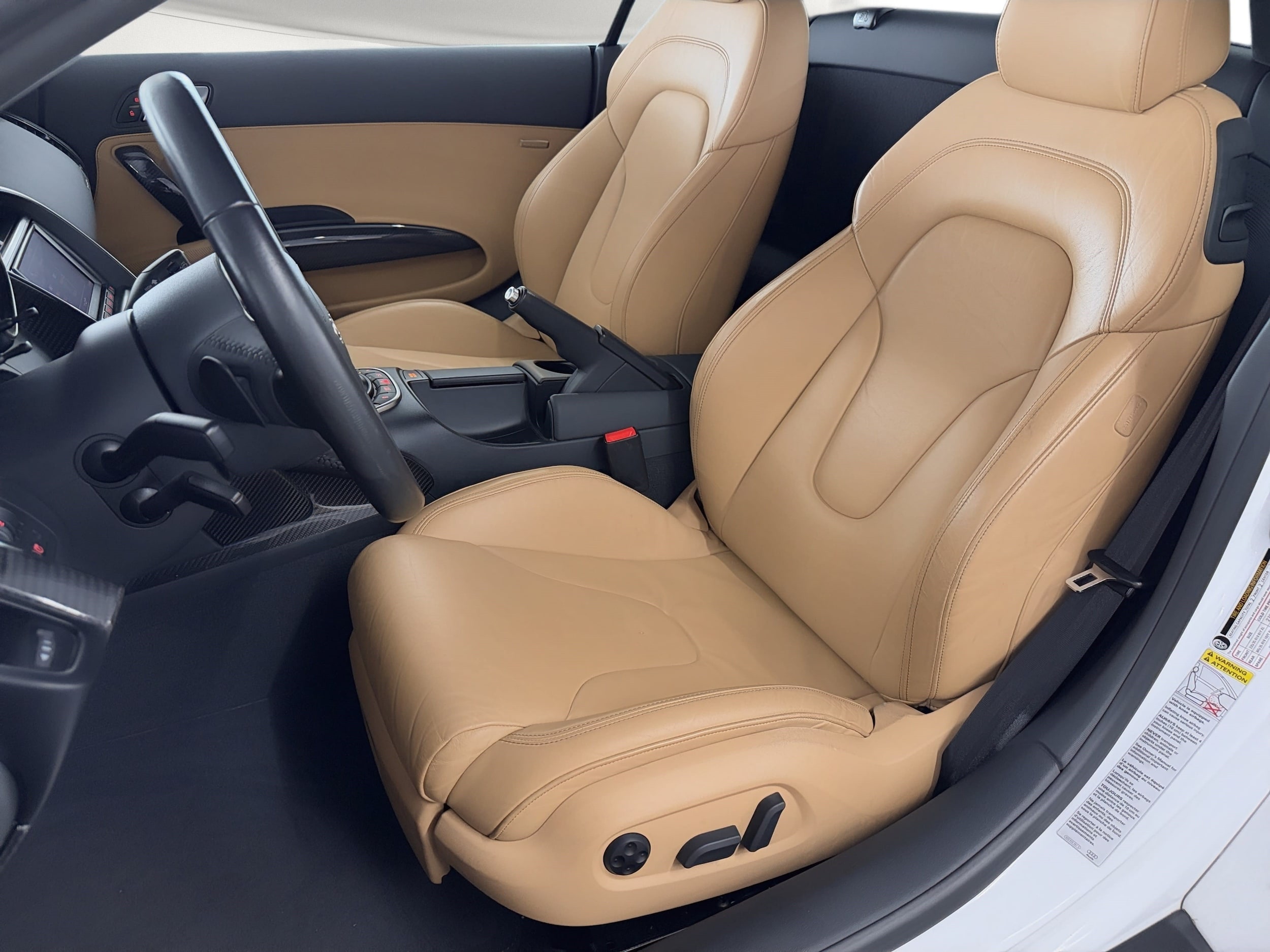 R8 4.2L Coupe