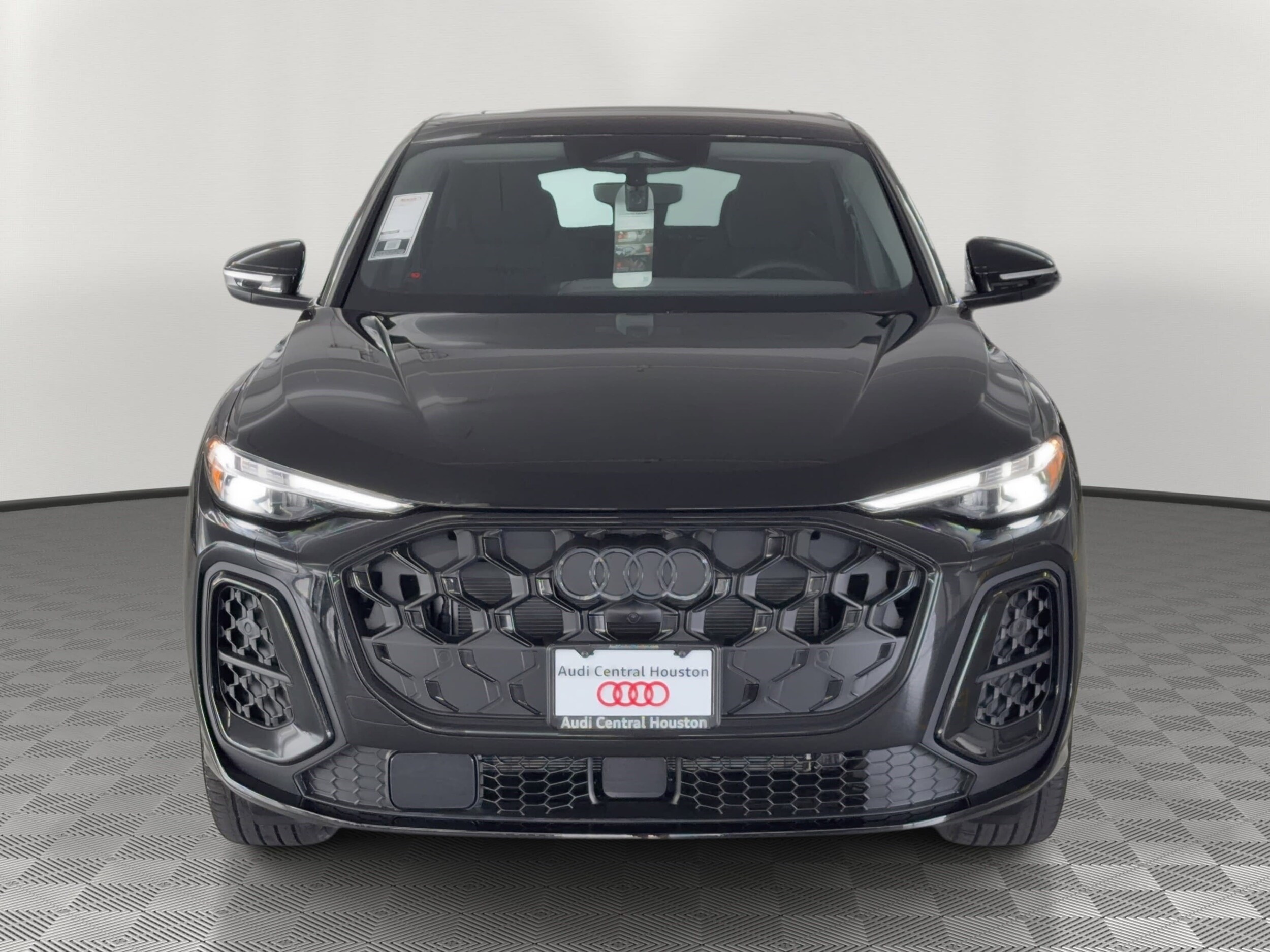 Q5 Sportback Premium Plus SUV