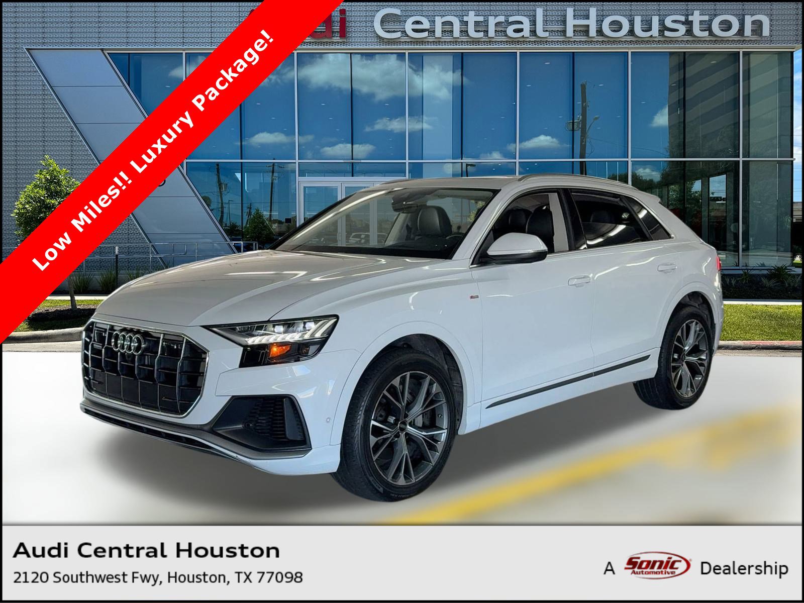 2023 Audi Q8 Prestige's photo