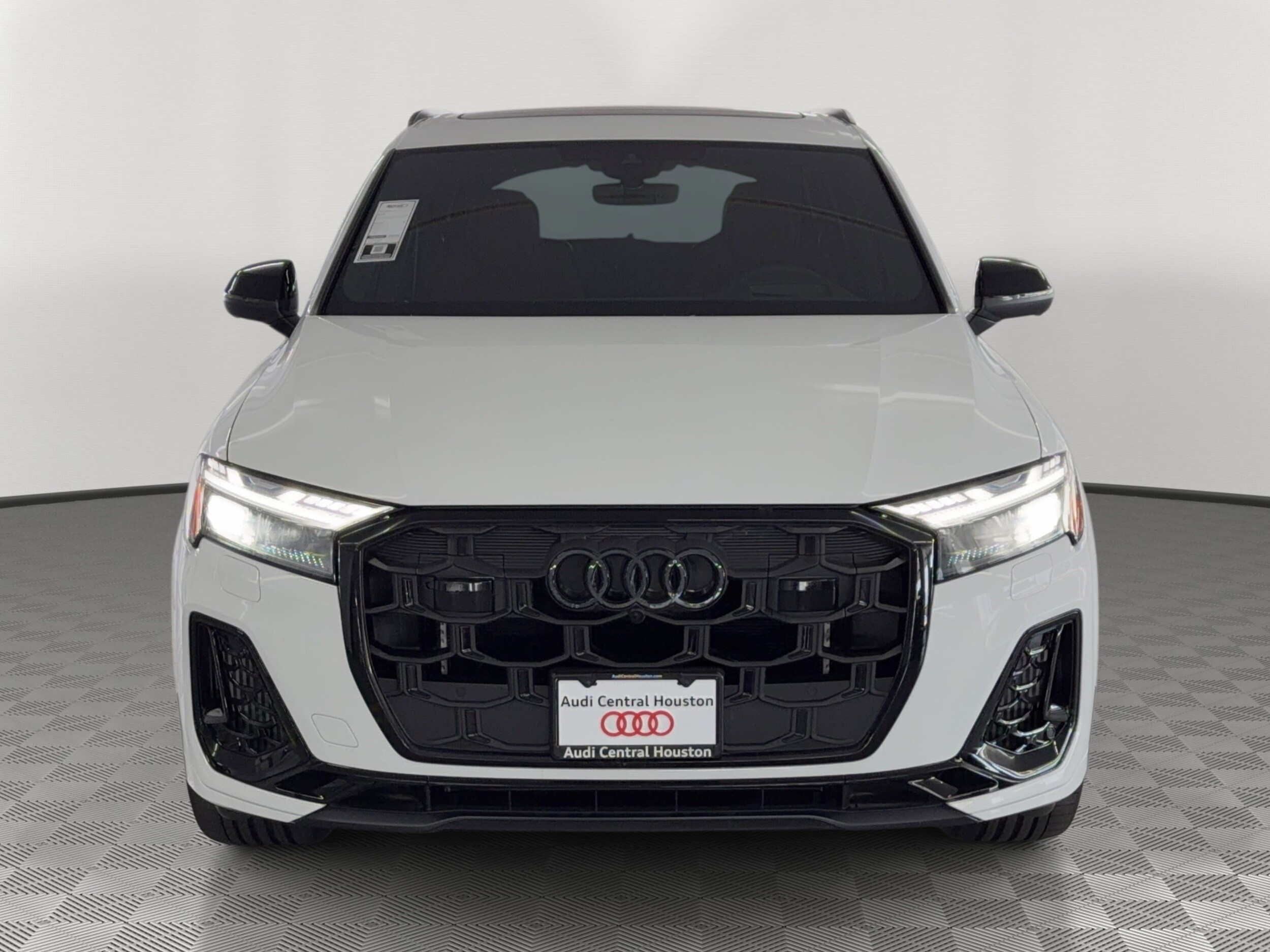 SQ7 Prestige SUV