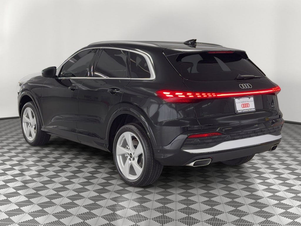 New 2026 Audi Q5 Premium Plus SUV