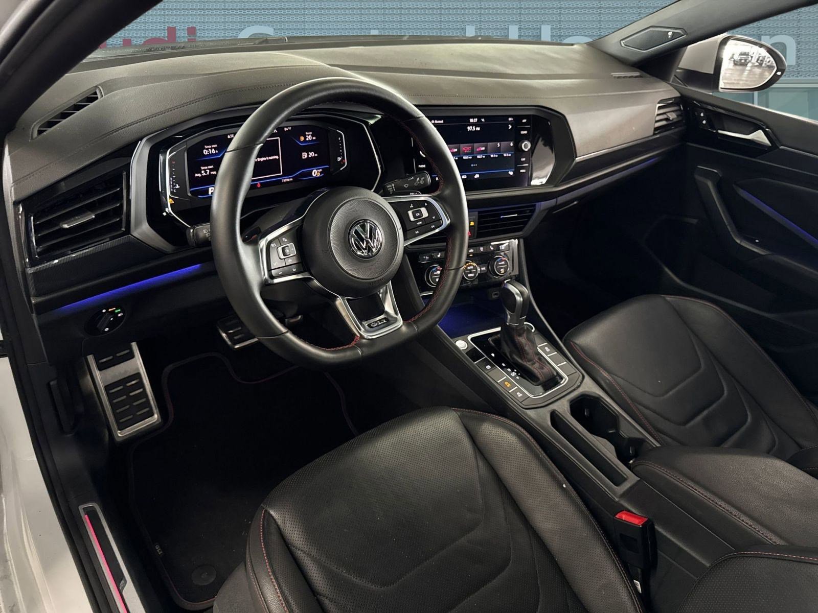 2019 Volkswagen Jetta GLI Autobahn photo 4