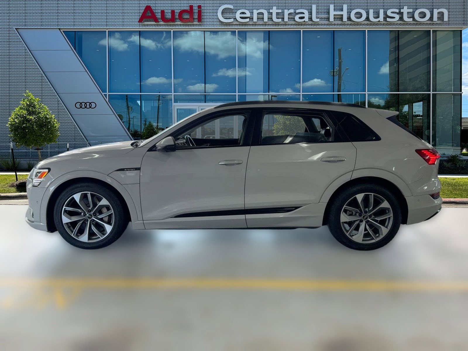 Used 2021 Audi e-tron Premium Plus with VIN WA1LAAGE8MB027744 for sale in Houston, TX