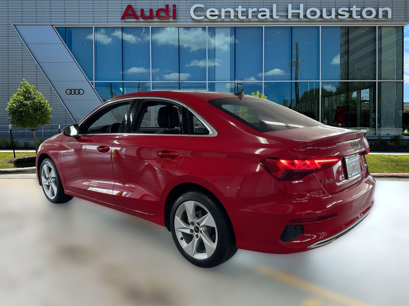 2022 Audi A3 Quattro Premium photo 3