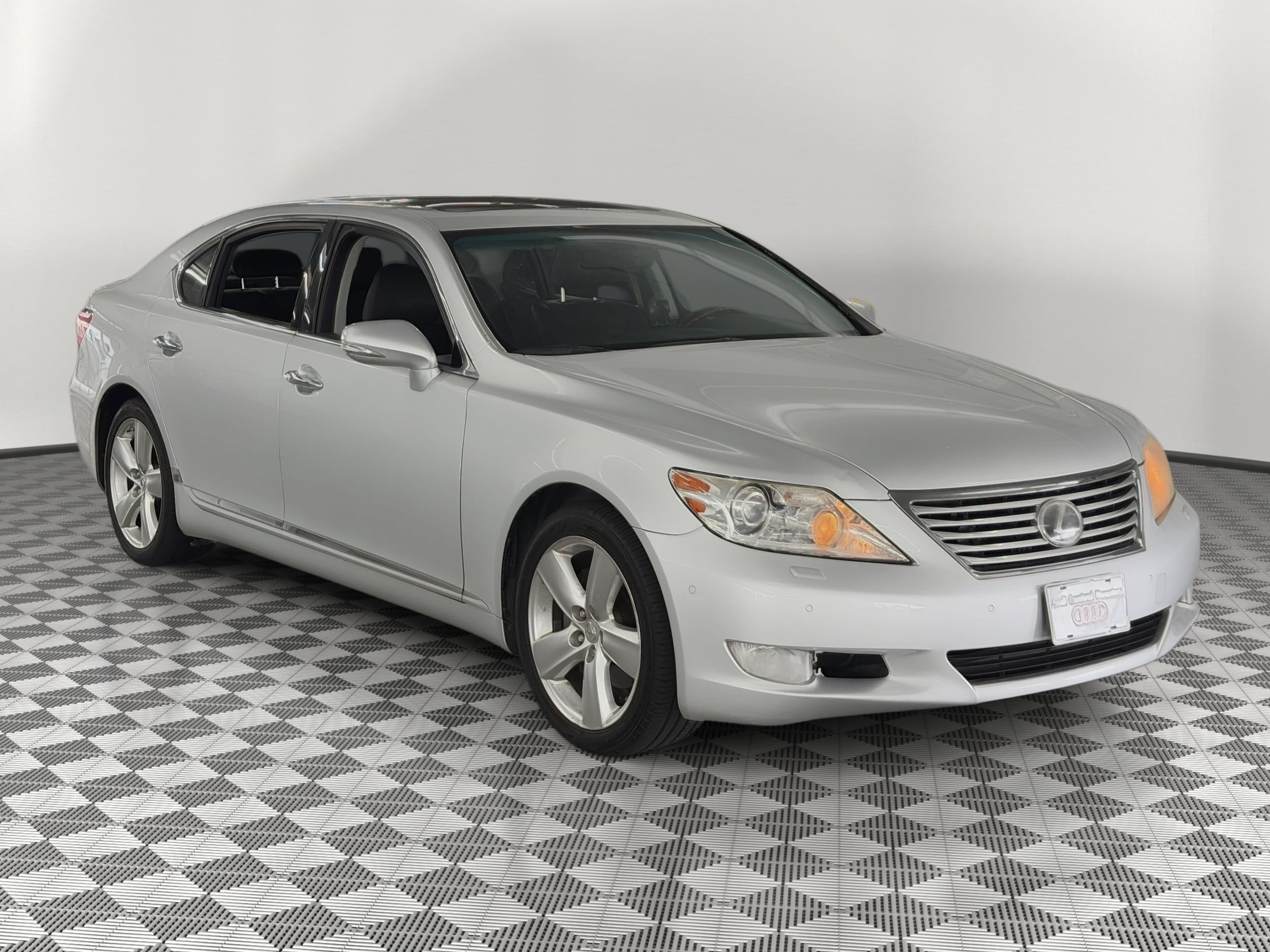 LS 460 L Sedan