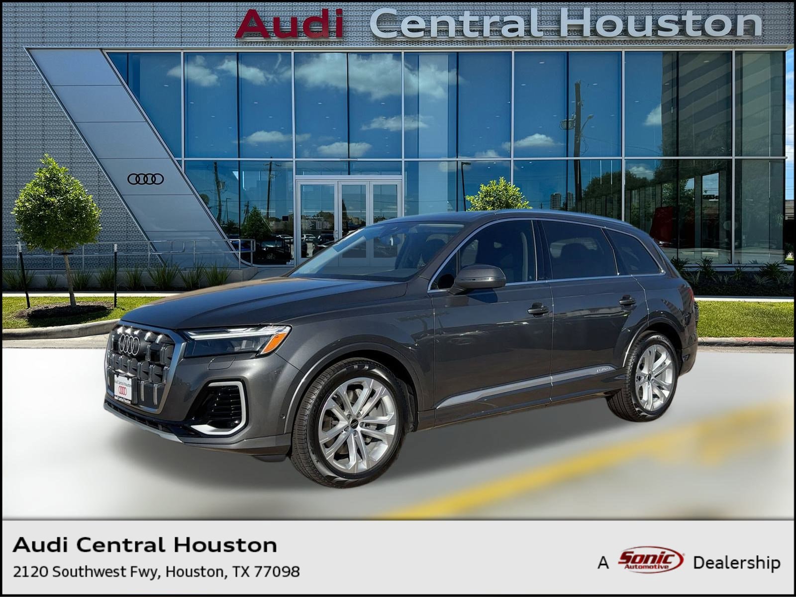 2026 Audi Q7 Premium Plus's photo