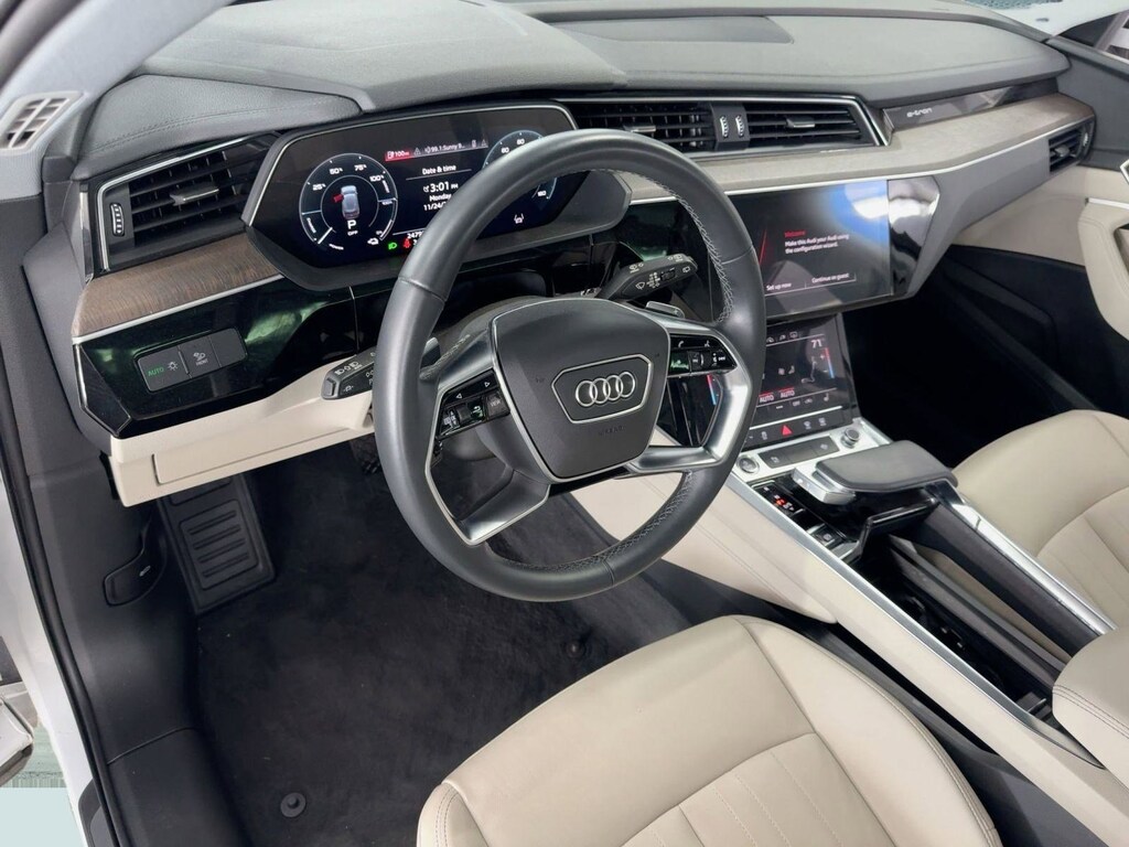 Used 2022 Audi e-tron Premium SUV