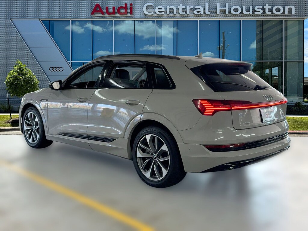 Used 2021 Audi e-tron Premium Plus SUV