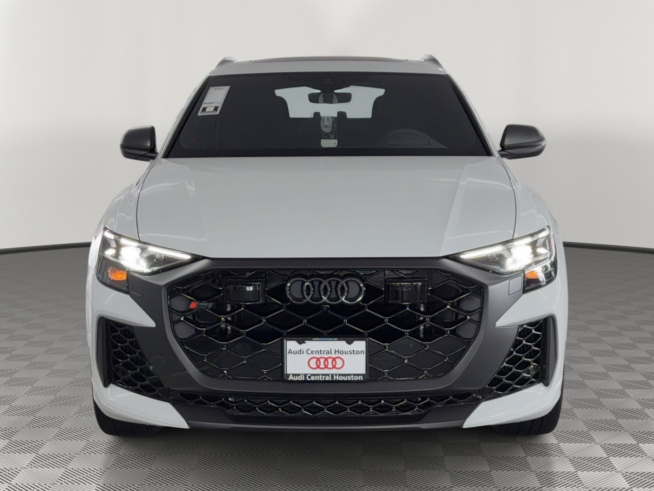 RS Q8 Performance SUV